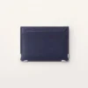 Card Holder, Must