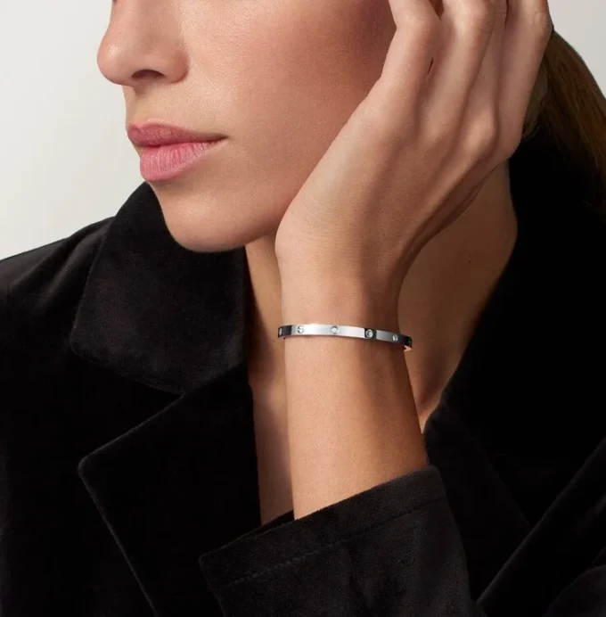 Love Bracelet, Small Model, 6 Diamonds